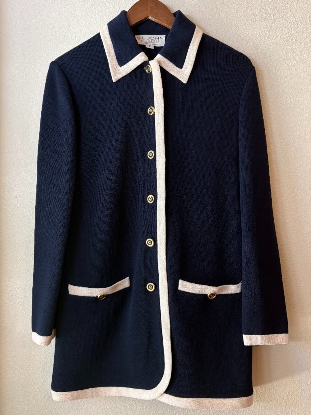 Vintage St. John Collection Navy Blue Knit Jacket Coat White Trim Pockets Size 8
